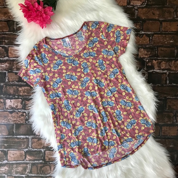 LuLaRoe Tops - LulaRoe Blue Rose Classic Tee Shirt Heather Red